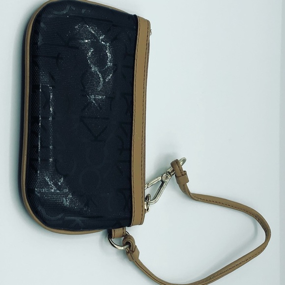 Women’s Calvin Klein small clutch/change purse - Picture 3 of 6